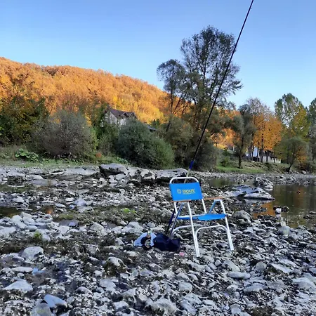 Brvnara Maljkovic Drina Casa de Férias